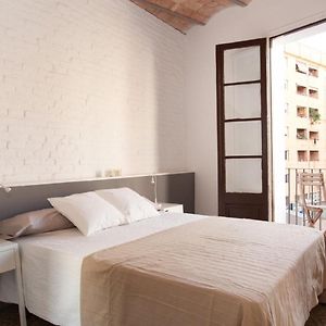 Napoles - Modernist Flat Close To Sagrada Familia